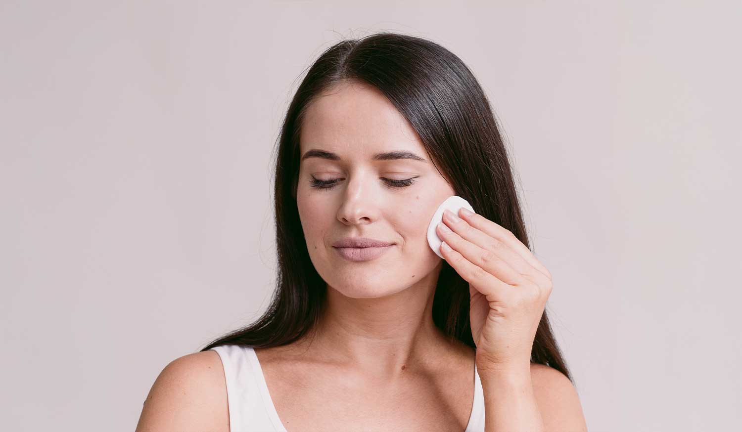 How to Use a Kojic Acid Toner for Better Ski